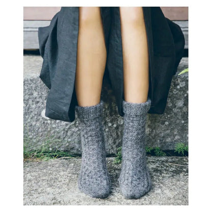 Modèles de chaussettes tricotées présentés dans le livre