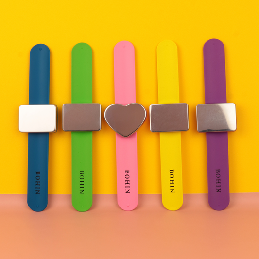 Bracelet porte-épingles ajustable, Bohin