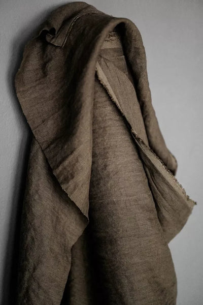 Lin européen Merchant & Mills, 'brown' | 10 cm