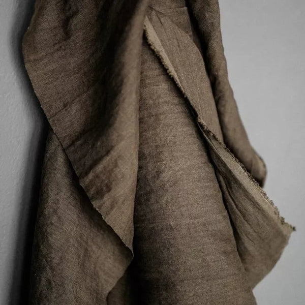 Lin européen Merchant & Mills, 'brown' | 10 cm