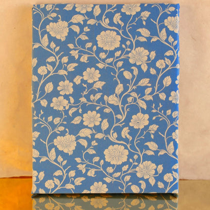 Popeline fine coton bio bleue à fleurs Emma, Atelier-53