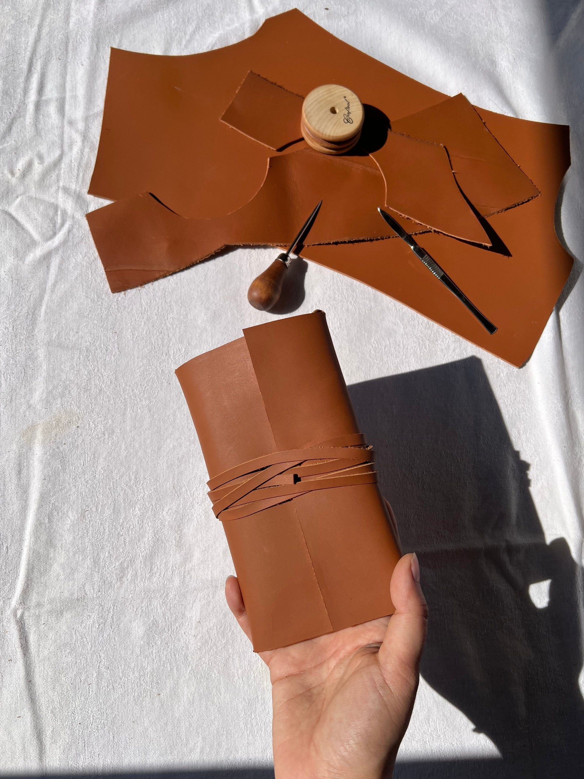 Créations en cuir - atelier Louna Gaspard