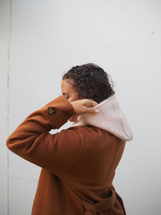 Kit de tricot (intermédiaire) - Cagoule 'Ollie'