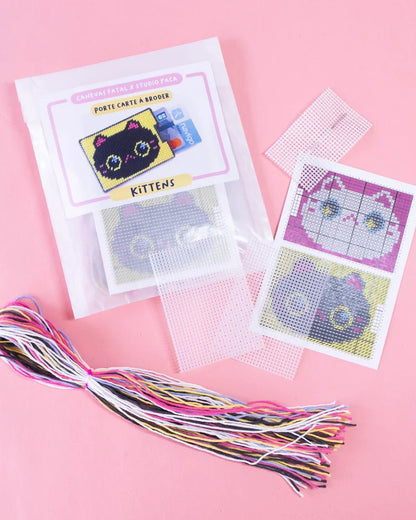 Kit Porte-carte à broder - Canevas Fatal - Kittens