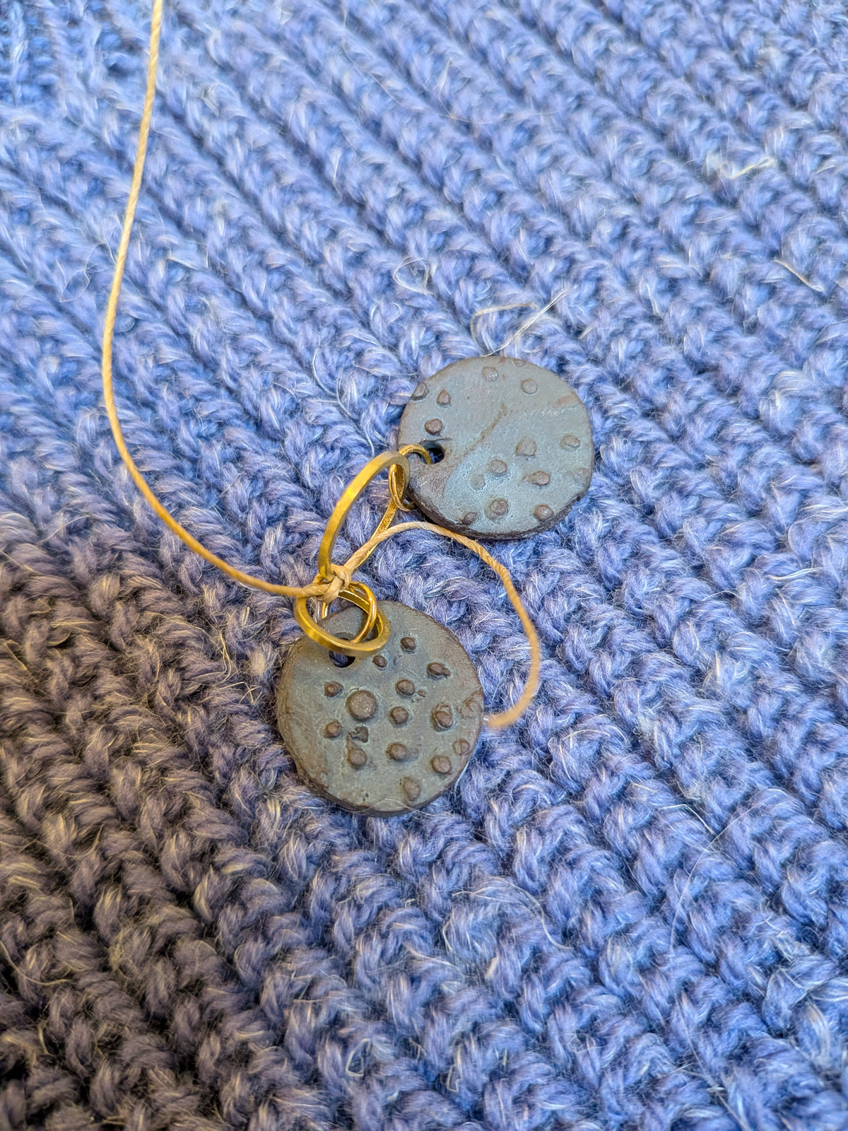 Marqueurs en céramique, médaillons | Atelier Camelir