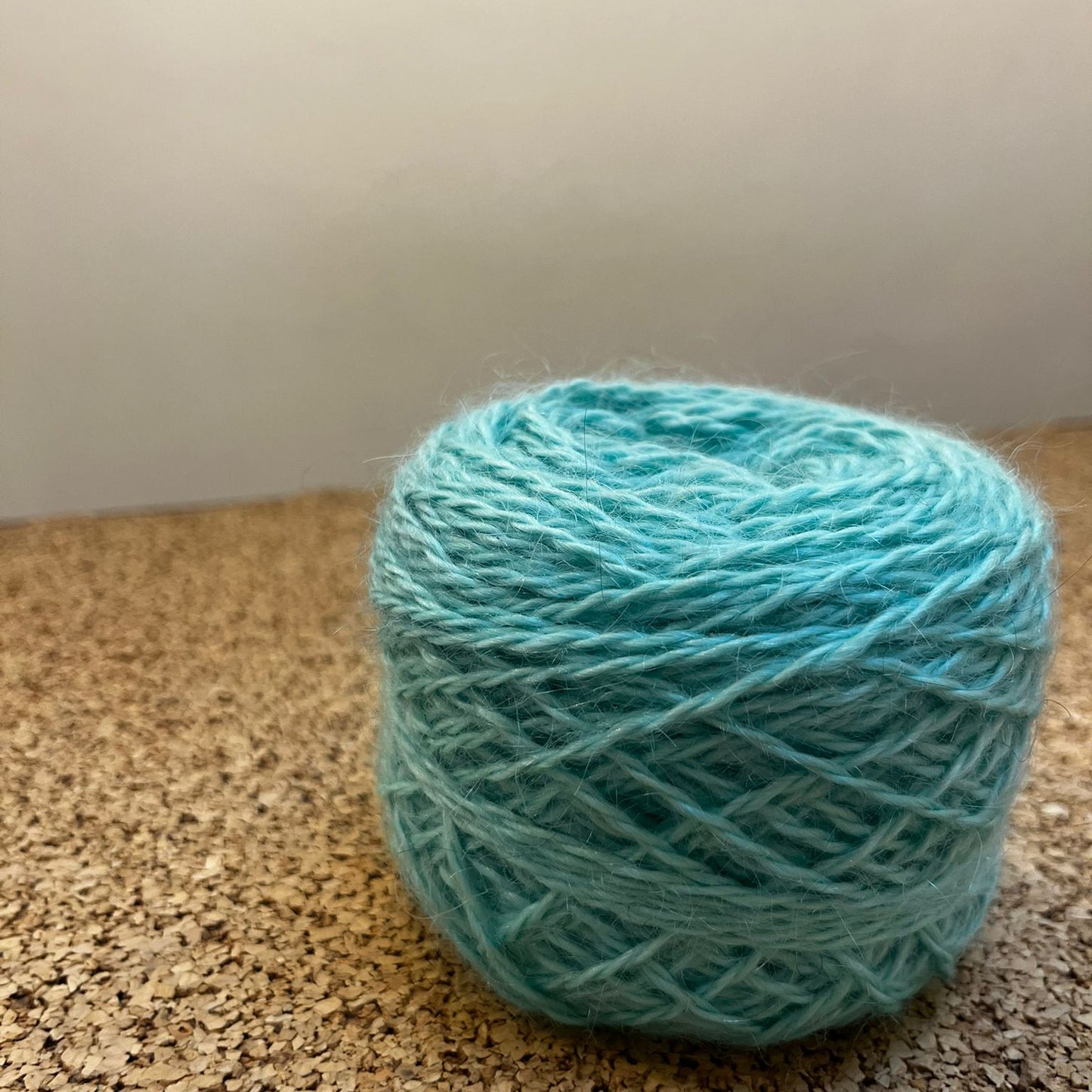 Pelote de laine Mamouche, mohair belge et mérinos français, Atelier-53