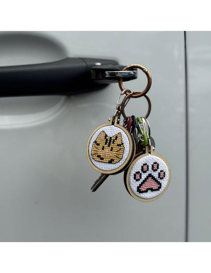 Mini tambour de 5 cm et porte-clés brodé du mini kit