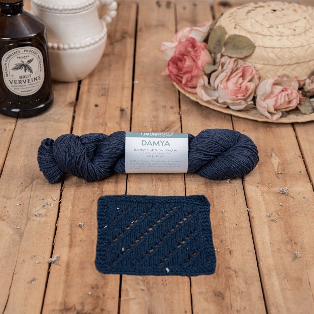 Fil à tricoter Damya chanvre & coton bio, coloris Marine — Atelier-53