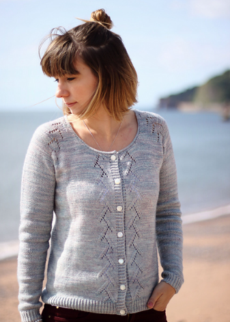 Kit de tricot (confirmé) - Gilet Margot d'Along avec Anna